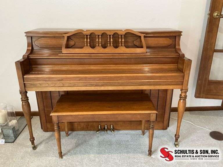 Yamaha Upright Piano