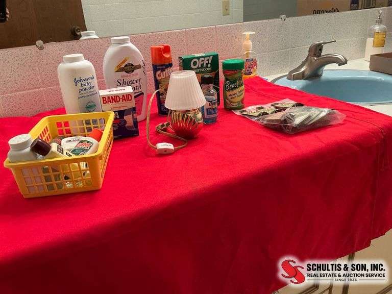 Toiletries and Lamp