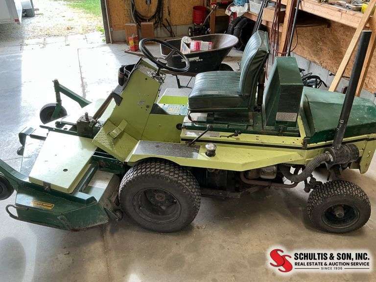 Cushman 898804 with 60 Inch Deck