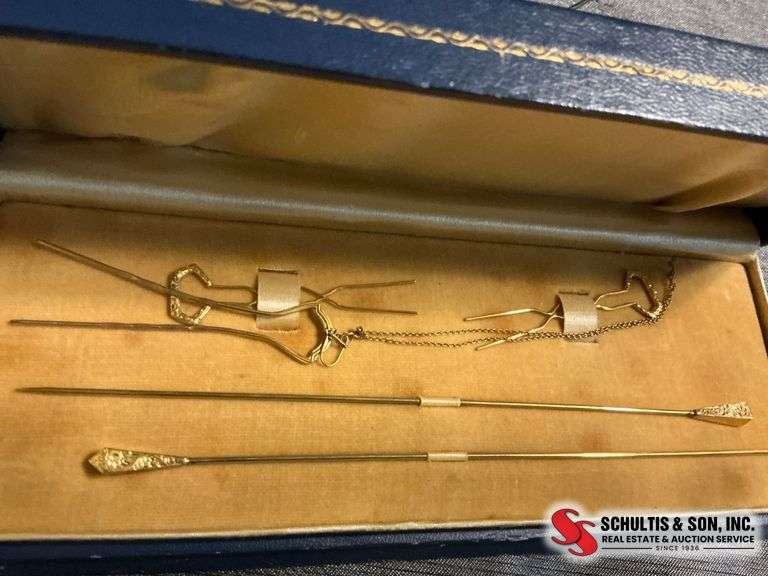 Gold-Plated Hairpins Set