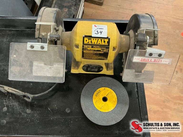 DeWALT DW758 Bench Grinder