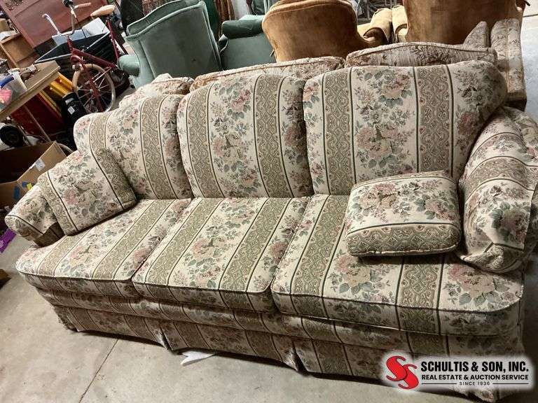 Classic Floral Sofa
