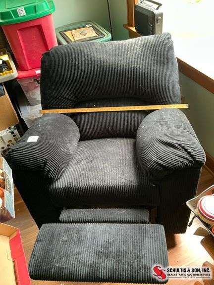 Black Upholstered Recliner