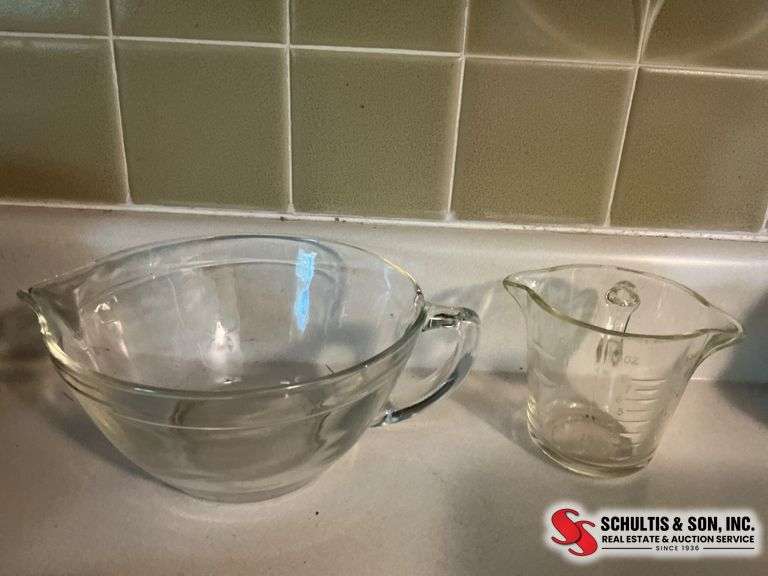 Glass Mixing Bowl Set