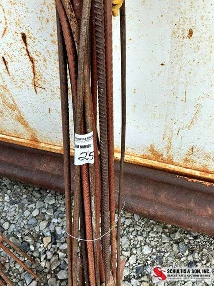 Bundle of 20 Metal Electric Fence Posts
