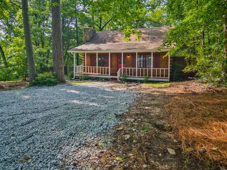 Single Family Residential: Douglasville, GA