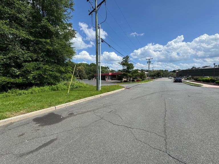 Vacant Commercial Lot: Old Bridge, NJ