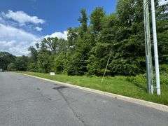 Vacant Commercial Lot: Old Bridge, NJ