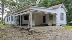Single Family Residential: Edwards, MS