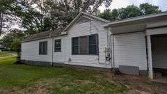 Single Family Residential: Edwards, MS