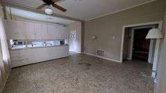 Single Family Residential: Edwards, MS
