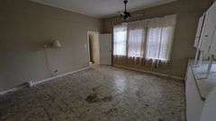 Single Family Residential: Edwards, MS