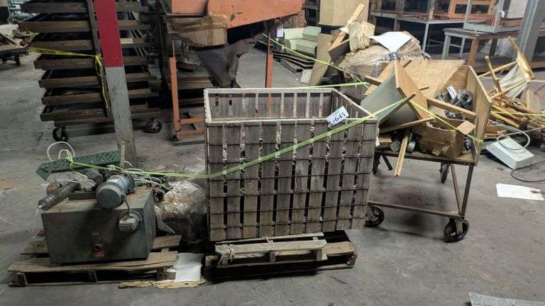 Misc. Metals & Wood Crate