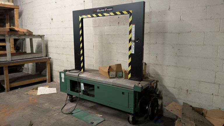 Signode SureTyer Auto Strapping Machine