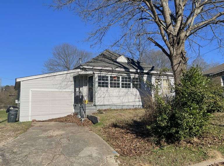 Single Family Residential: Birmingham, AL