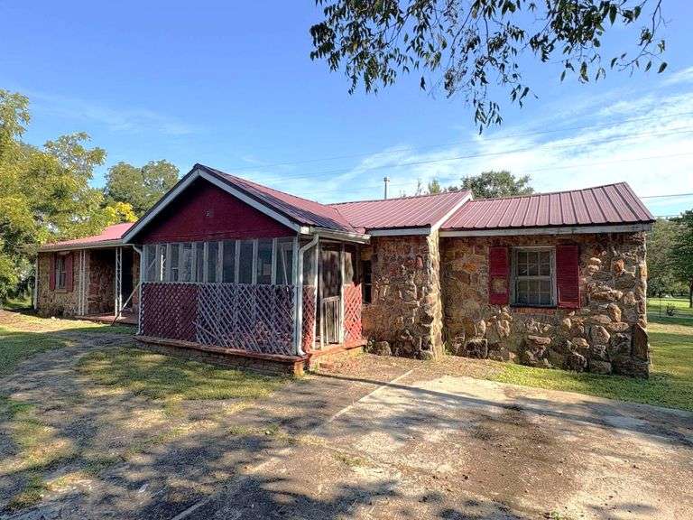 Single Family Residential: Forsyth, GA