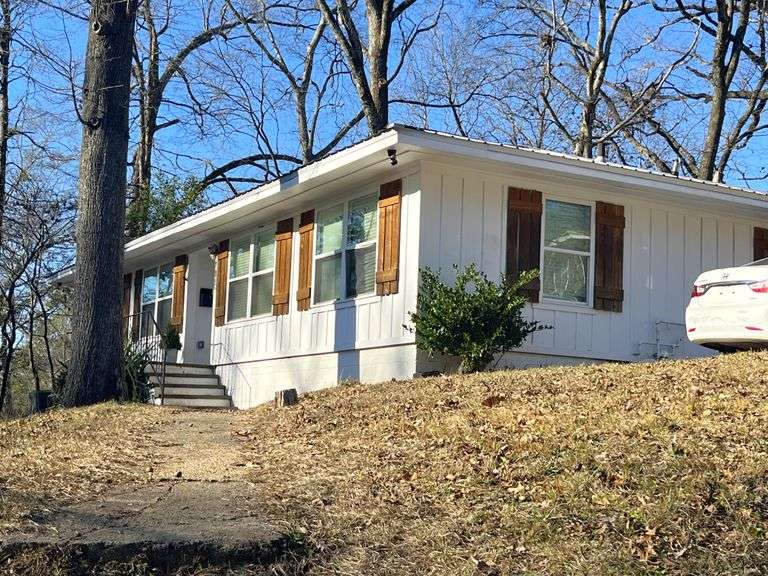 Single Family Residential: Birmingham, AL