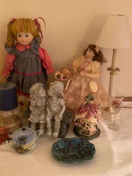 Collectable Dolls, Mantle Lamps, & Knickknacks