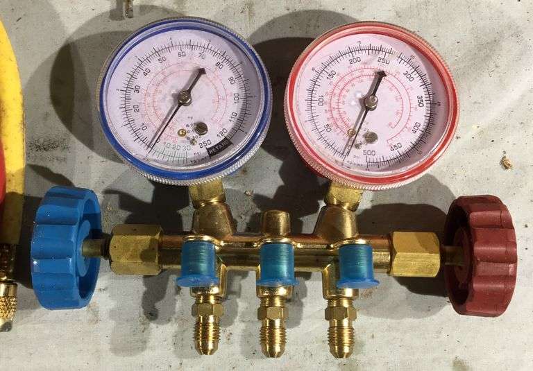Collecteur Numérique Manifold BELEY Pour Climatisation/Réfrigération - Compatible 89 Réfrigérants, Avec 2 Pinces Température