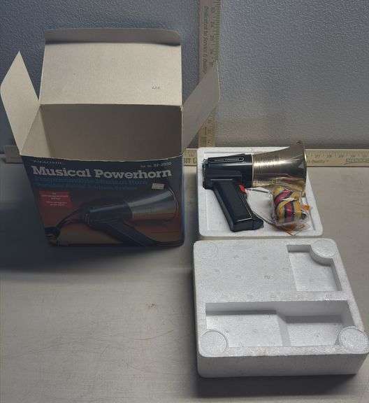 Realistic Musical Powerhorn Nib