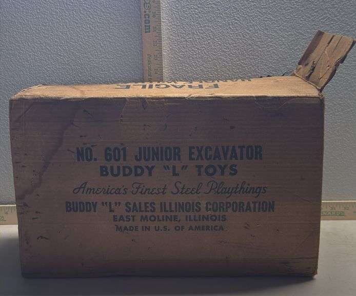 No. 601 Junior Excavator Buddy “L” Toys Box