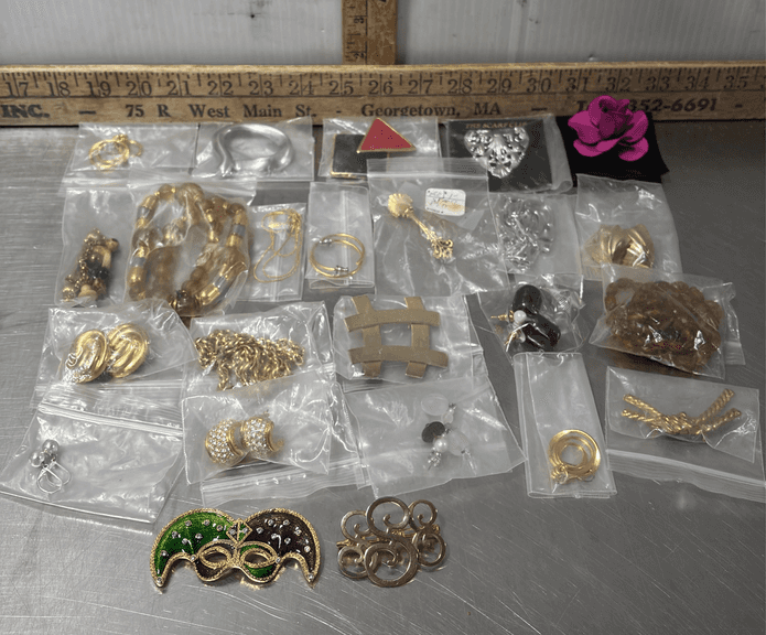 Jewelry - Sherwood Auctions