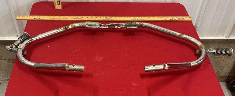 BMW R-Series Crash Bars w/Highway Pegs - Sherwood Auctions