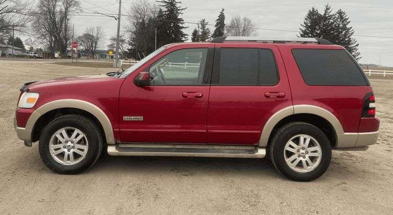 Weekly Online Auction: Ford Explorer, Hand & Power Tools, Fenton Glass, Antiques, Children's Books & More! 