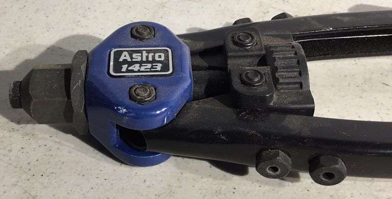 Astro 1423 Rivet Tool - Sherwood Auctions