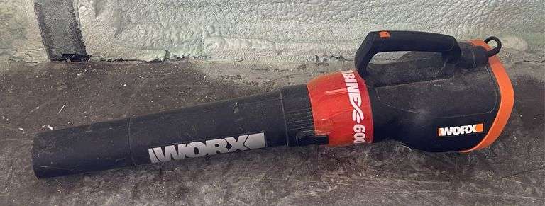 Worx Turbine 600 Electric Blower- Has Power