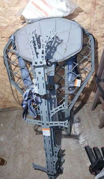 Hawk Tree Stand with Climbing Sticks, 30" Each