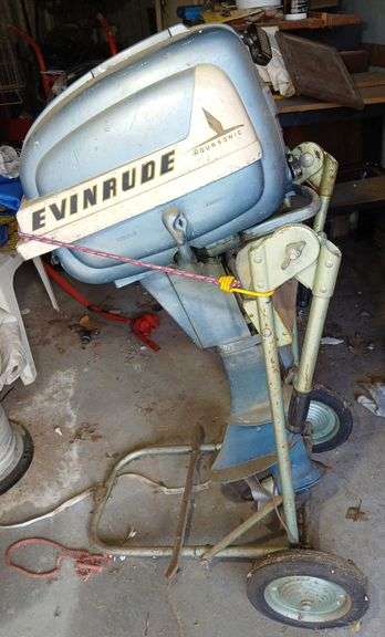 Evinrude Fleetwin 7.5 hp Boat Motor and Stand ( condition unknown)