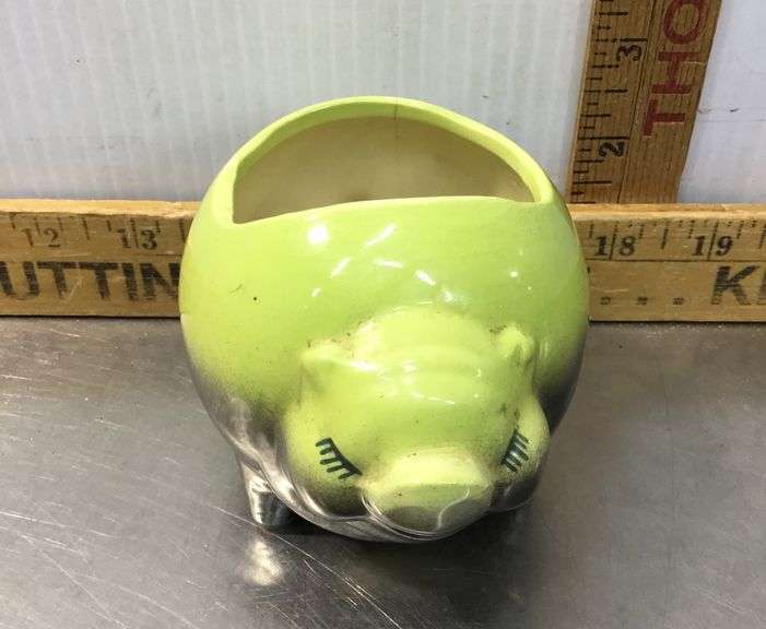 Shawnee Pig Planter