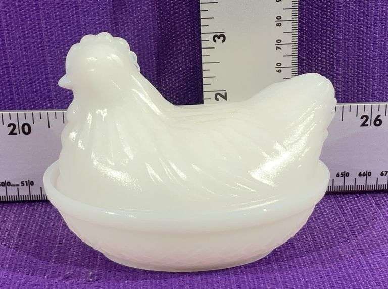 Milk Glass Nesting Hen
