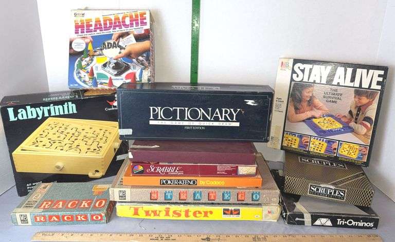 Pictionary, Headache, Stay Alive, Labyrinth, Twister & Other Vintage ...
