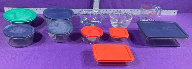 11 Pc. Assorted Pyrex Collection