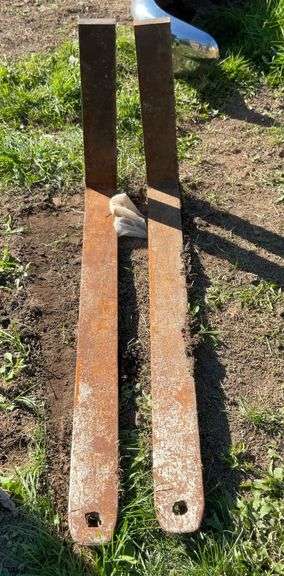 Pair of 4’ Pallet Forks