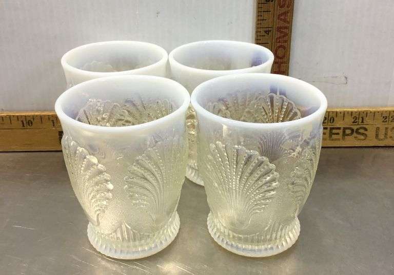 Dugan Glass Beaded Shell Tumblers