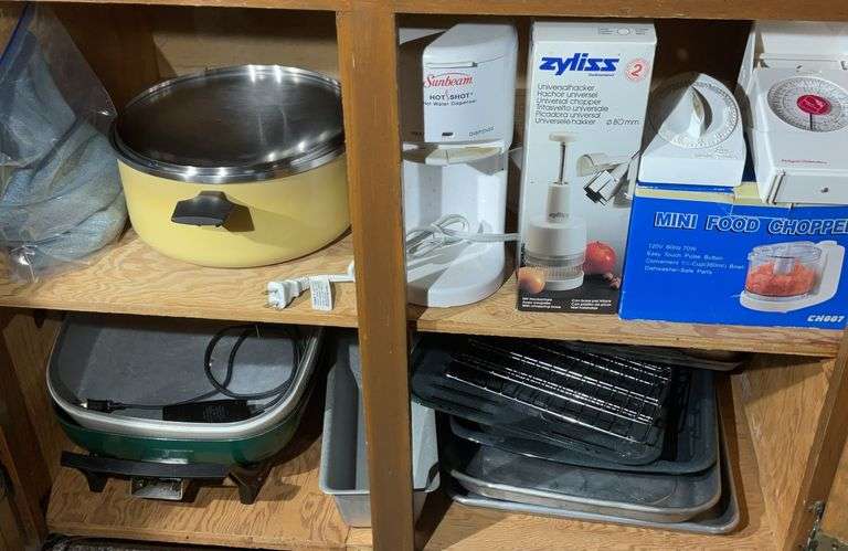 Food Choopers, Sun Beam Hot Shot, Electric Fry Pan & More