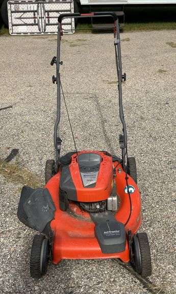 Husqvarna HU 725F Push Mower Runs & Mows
