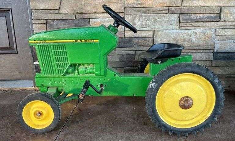 Clare Location: Antique Toys, Bee Sting Crocks, Advertising, Glassware, John Deere Peddle Tractor, Comics & MUCH MORE!