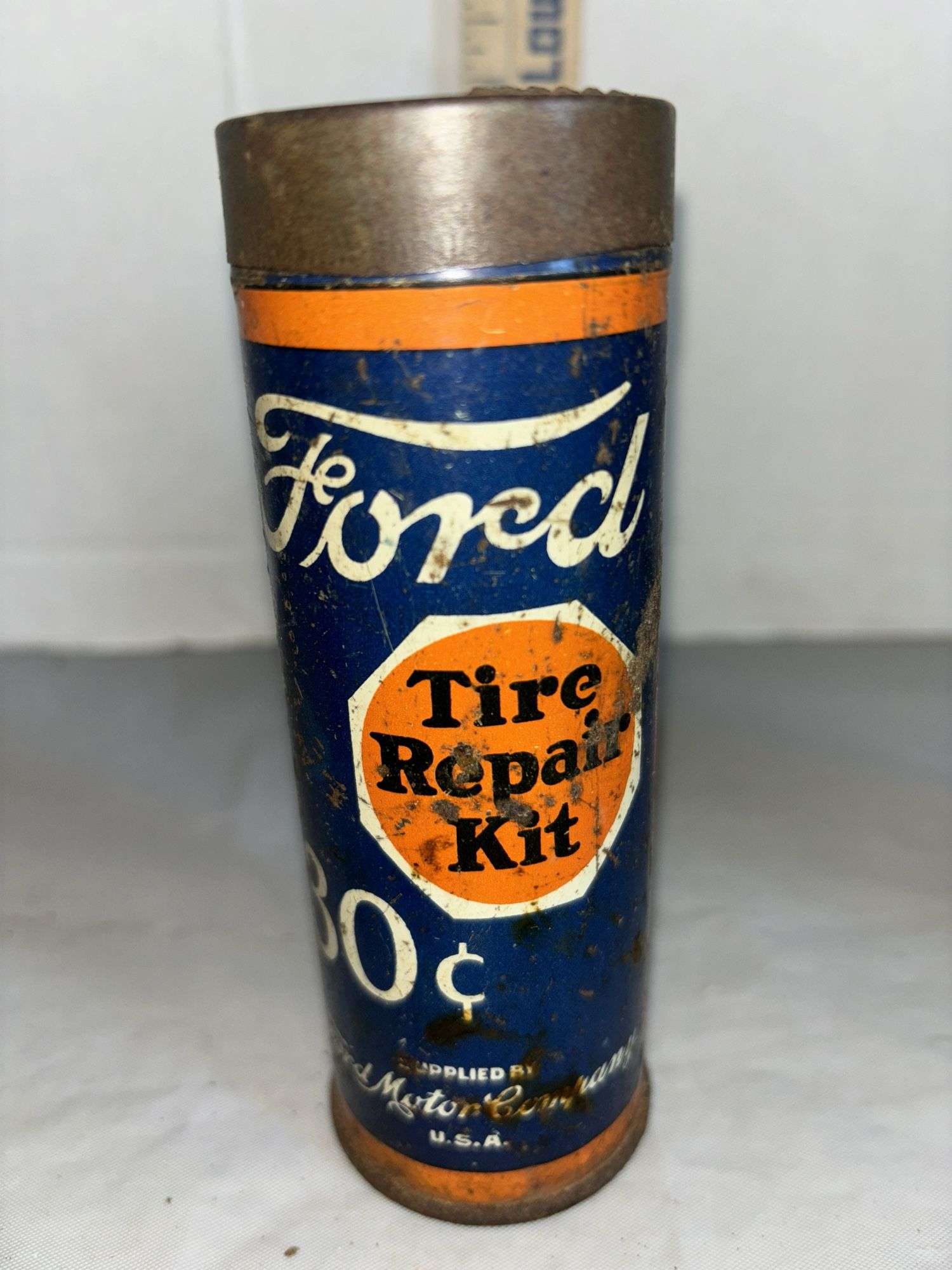 Old Ford Motor Company tube 30 cents repair kit tin, 1940s Durkee