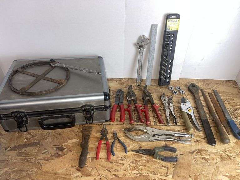 Stanley Star Bit Socket Set, Misc. Tools & Padded Case