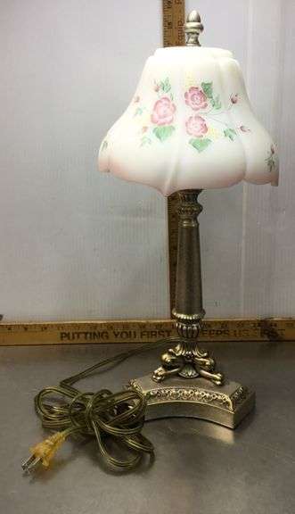 Fenton Rose Garden Shade Lamp (has power)