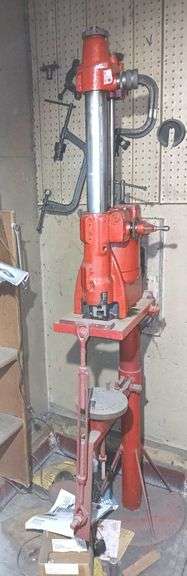 Van Norman "Per-Fect-O" Cylinder Boring Machine (untested) w/ Attachments & Boring Bar Tools Kit