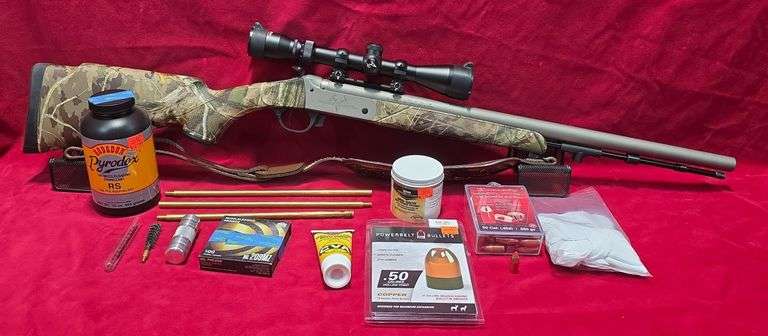 Thompson .50 Cal 1/28" Black Powder Muzaloader with Soft Case,  Bullets and Cleaning Items