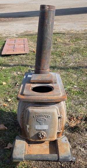 Logwood Cast Iron Wood-Burning Stove