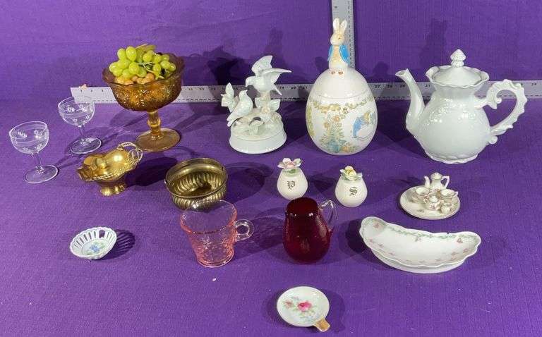 Assorted Home Decor & More - Sherwood Auctions