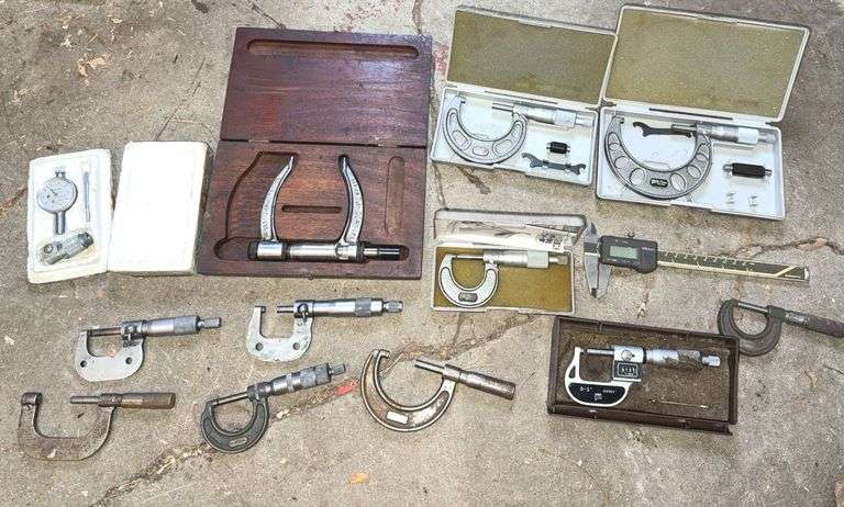 Dial Indicator & Precision Measuring Devices - Craftsman, NSK & Tumico