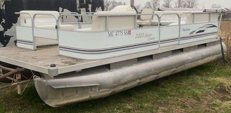 2004 Palm Beach 20’ Pontoon Boat & 1987 Tandem Axle Trailer